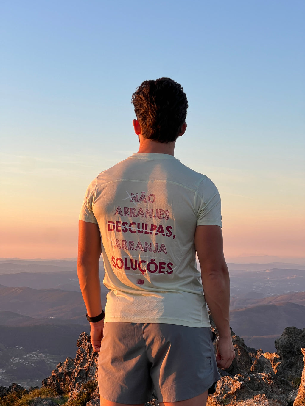 T-Shirt Não Arranjes Desculpas Verde