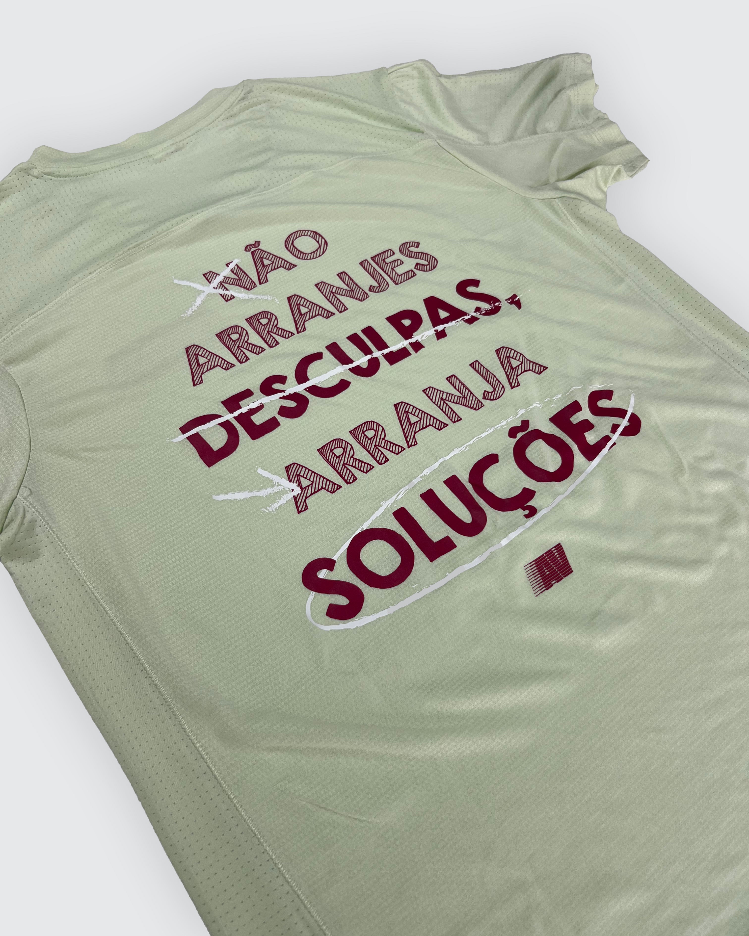 T-Shirt Não Arranjes Desculpas Verde