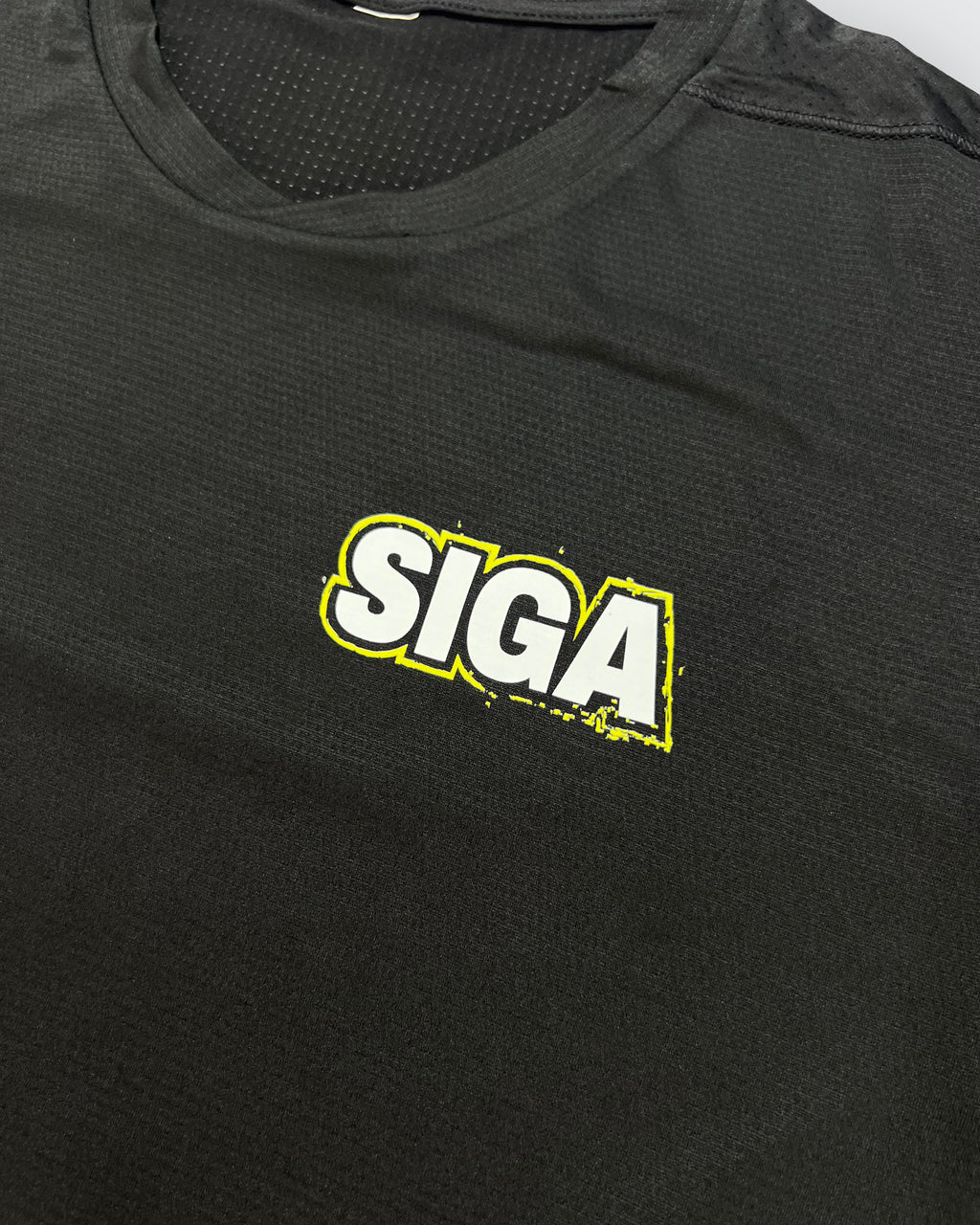 T-Shirt Não Arranjes Desculpas Preta